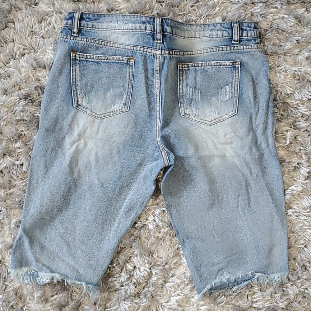 Distressed Shorts - Picture 2 of 3